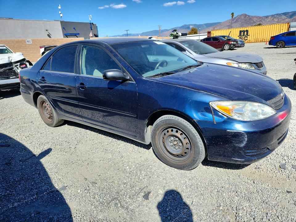 71481016 :رقم المزاد ، JTDBE32K340255273 vin ، 2004 Toyota Camry مزاد بيع