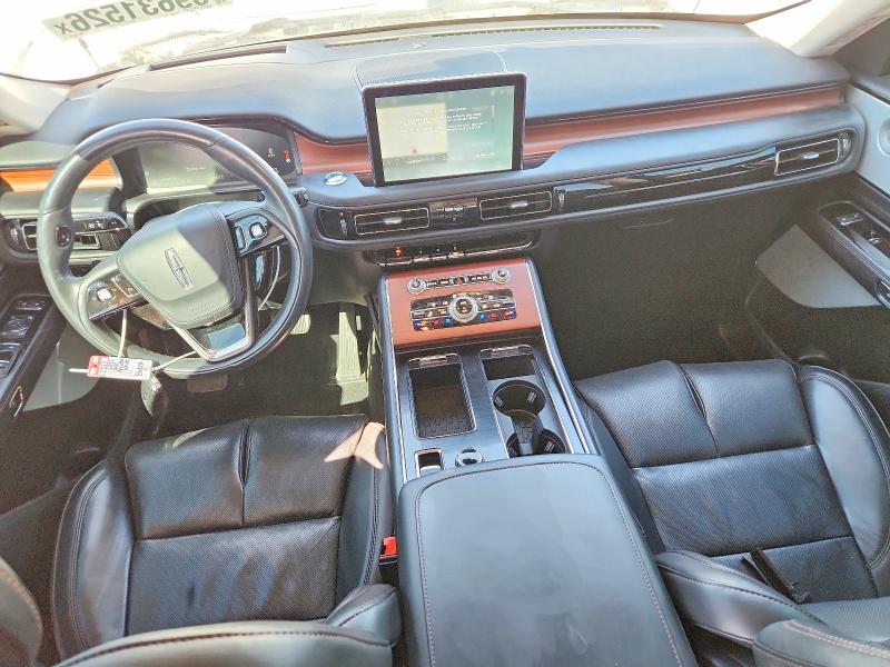 Продажа на аукционе авто 2022 Lincoln Aviator, vin: 5LM5J7XCXNGL08229, номер лота: 69631526