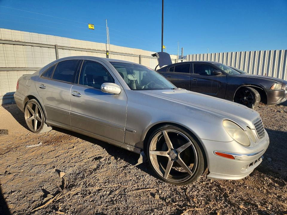 2004 Mercedes-benz E მანქანა იყიდება აუქციონზე, vin: WDBUF70J44A548955, აუქციონის ნომერი: 69096516
