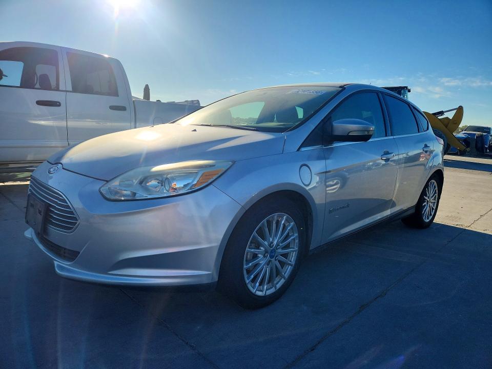 Продажа на аукционе авто 2013 Ford Focus, vin: 1FADP3R41DL139858, номер лота: 73101356