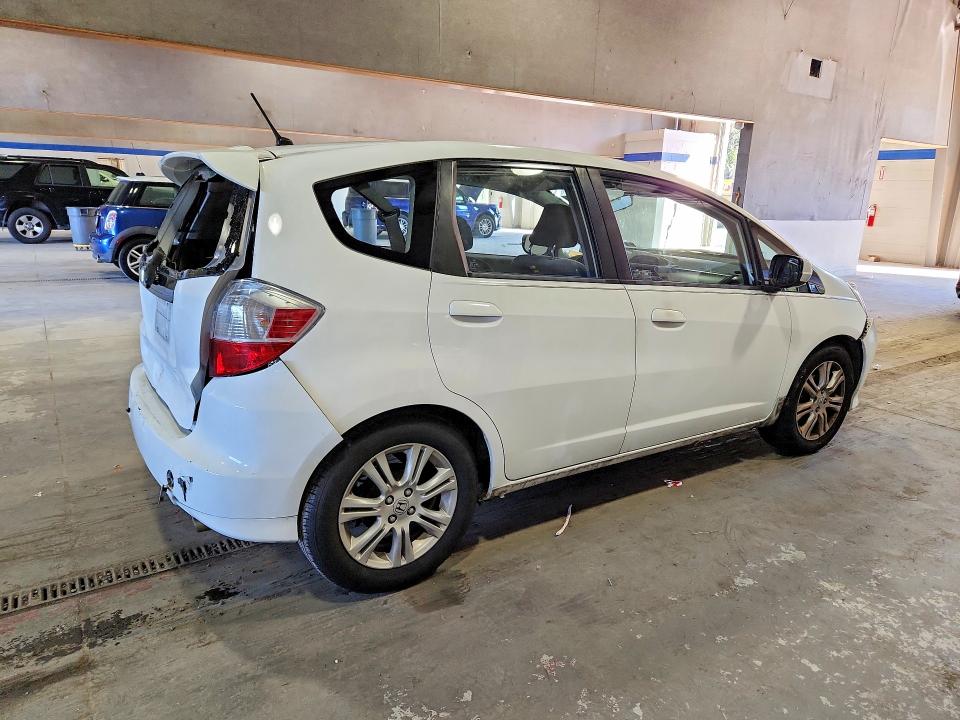 2009 Honda Fit მანქანა იყიდება აუქციონზე, vin: JHMGE88449S015011, აუქციონის ნომერი: 71632586