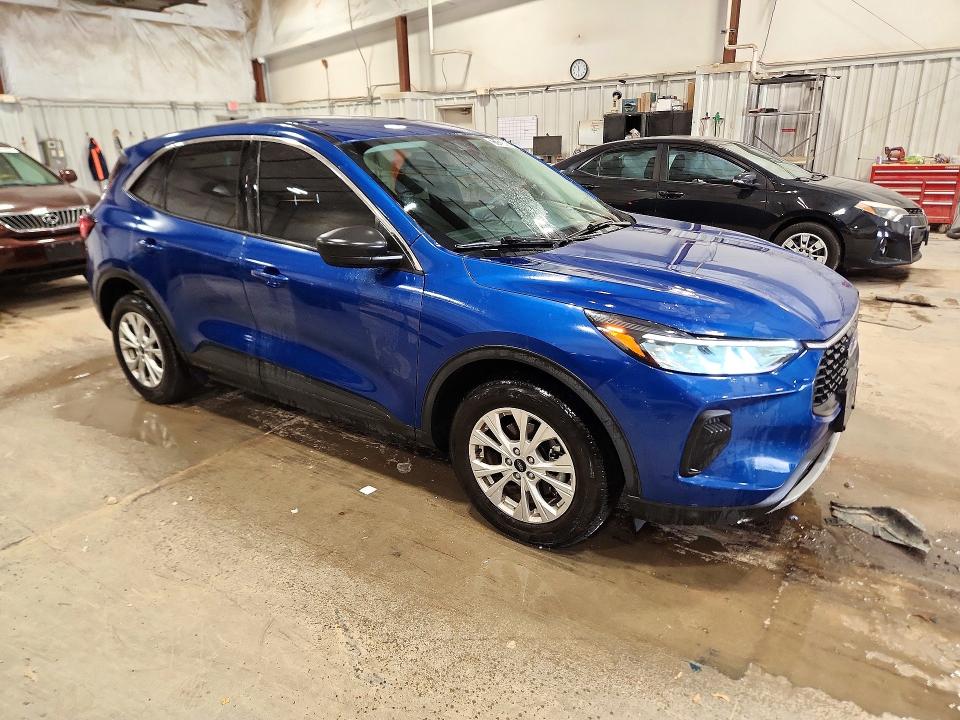 2023 Ford Escape მანქანა იყიდება აუქციონზე, vin: 1FMCU0GN5PUA14056, აუქციონის ნომერი: 72428656