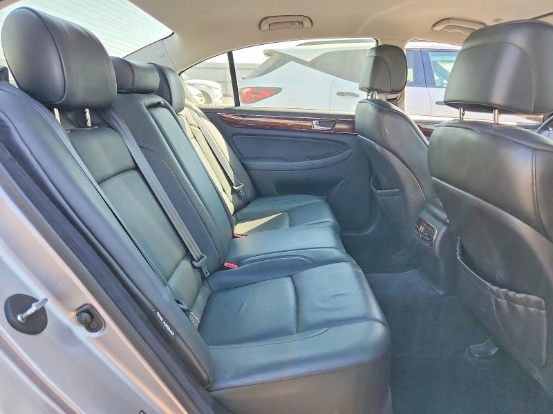 71243636 :رقم المزاد ، KMHGC4DE7AU081457 vin ، 2010 Hyundai Genesis مزاد بيع