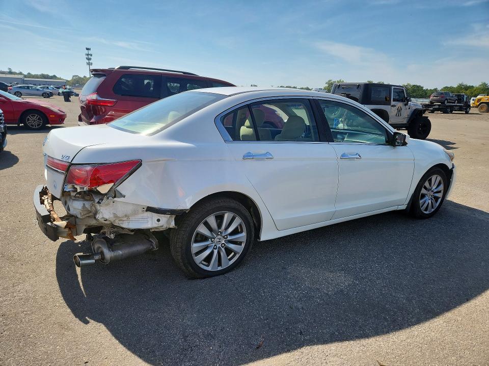 2012 Honda Accord მანქანა იყიდება აუქციონზე, vin: 1HGCP3F73CA032245, აუქციონის ნომერი: 70817216