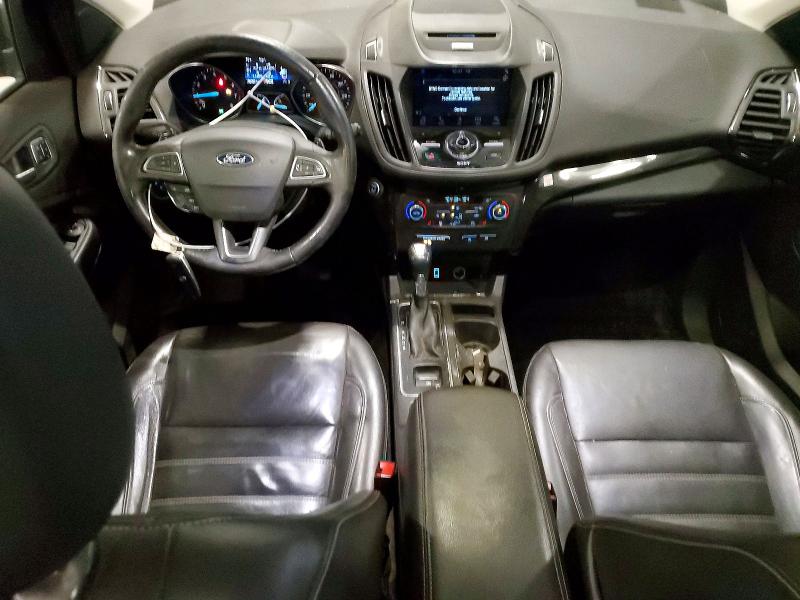 2017 Ford Escape მანქანა იყიდება აუქციონზე, vin: 1FMCU9J95HUA14625, აუქციონის ნომერი: 71867306