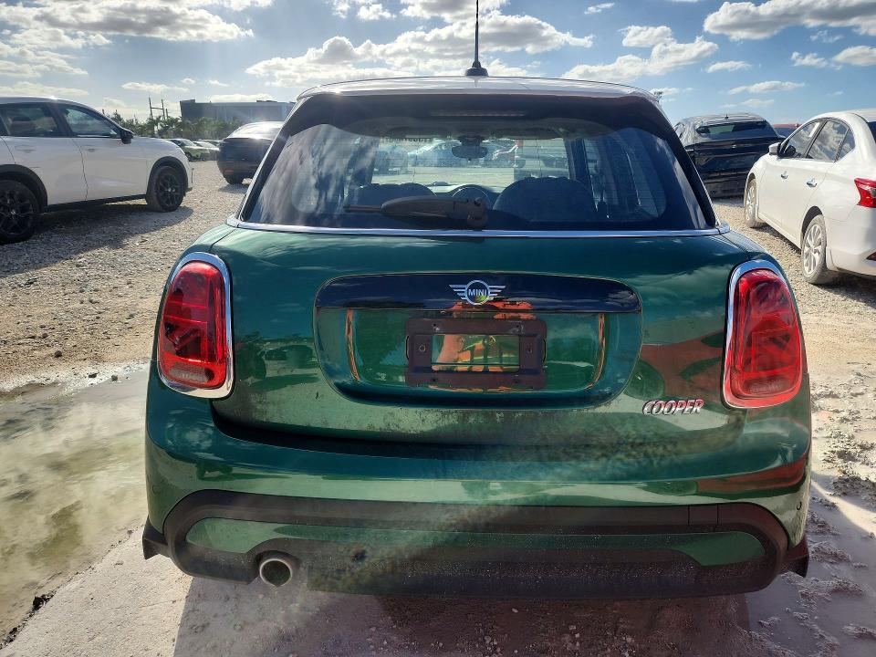 Продаж на аукціоні авто 2022 Mini Cooper, vin: WMW33DK09N2P77259, номер лоту: 73891356