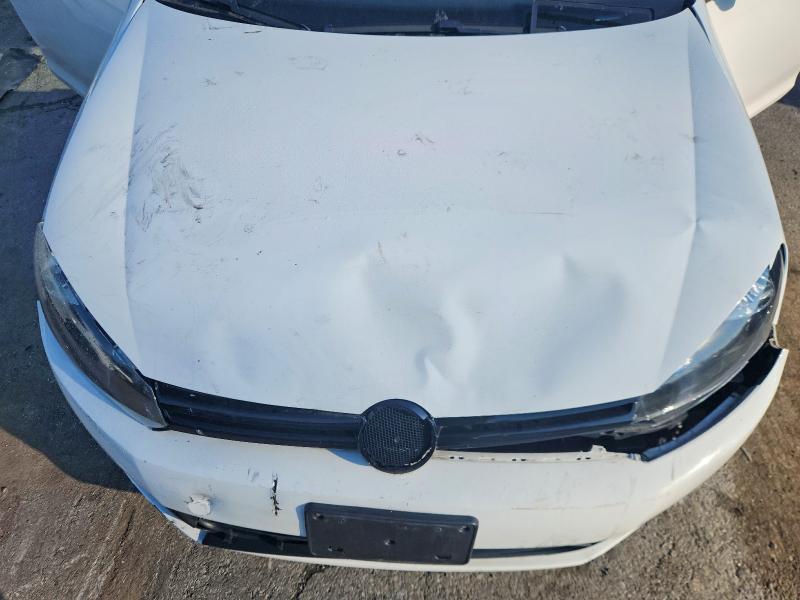 2013 Volkswagen Jetta მანქანა იყიდება აუქციონზე, vin: 3VWPP7AJ5DM672324, აუქციონის ნომერი: 70982666