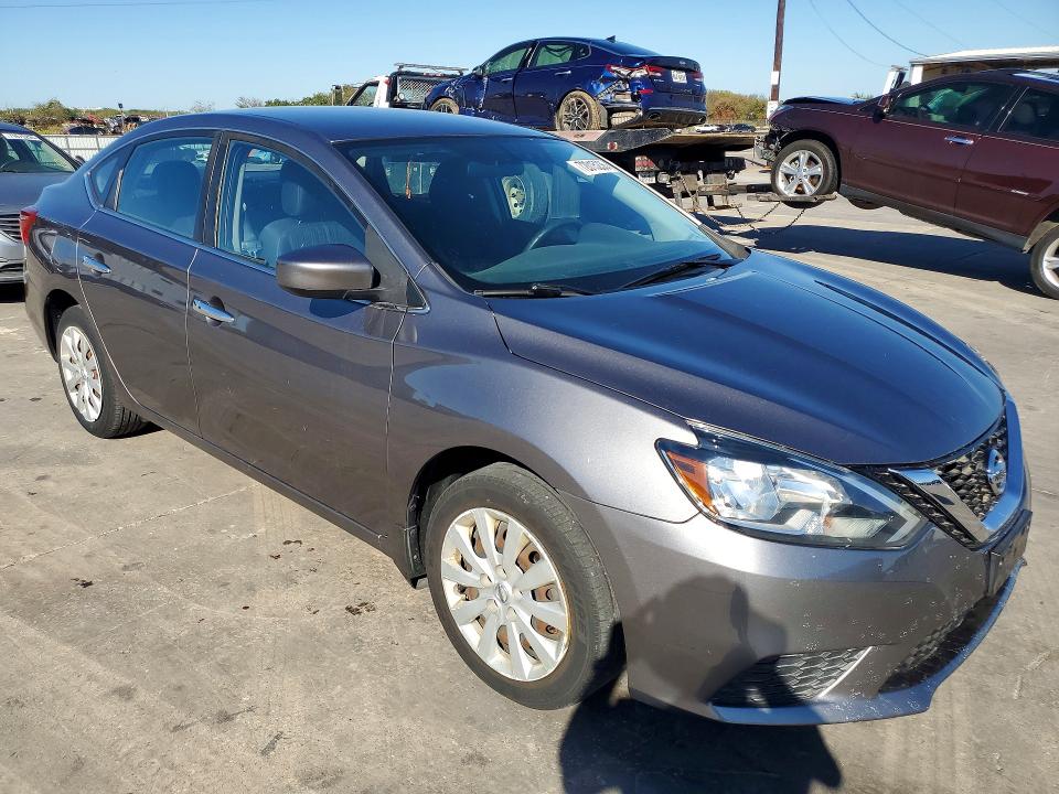 Продажа на аукционе авто 2017 Nissan Sentra, vin: 3N1AB7AP0HY303870, номер лота: 72015236