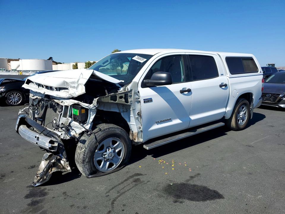 Продажа на аукционе авто 2017 Toyota Tundra, vin: 5TFEY5F14HX217369, номер лота: 71666936
