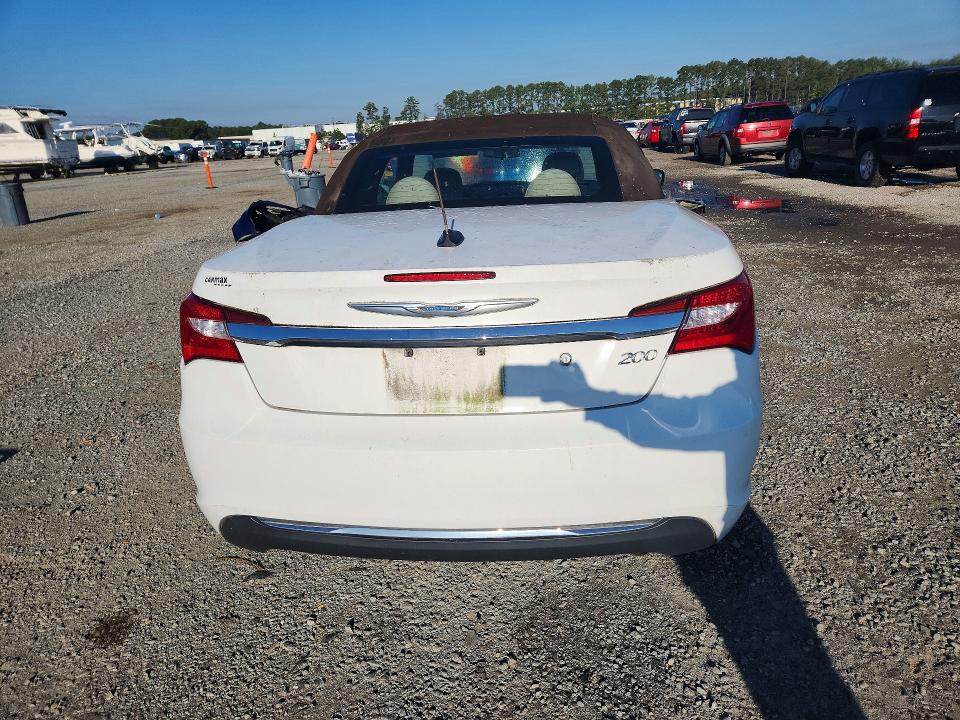 2013 Chrysler 200 მანქანა იყიდება აუქციონზე, vin: 1C3BCBEB5DN512016, აუქციონის ნომერი: 71822796