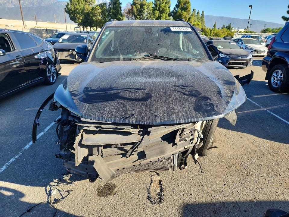 71181736 :رقم المزاد ، 3GNKBCRS2LS653409 vin ، 2020 Chevrolet Blazer مزاد بيع