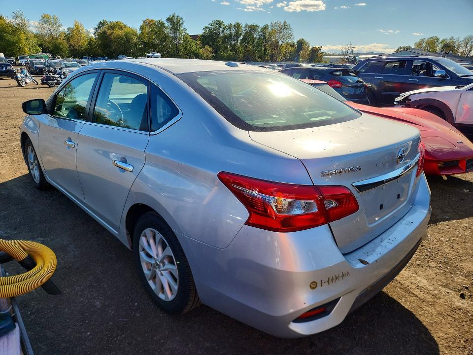 2018 Nissan Sentra მანქანა იყიდება აუქციონზე, vin: 3N1AB7AP8JY286399, აუქციონის ნომერი: 71260266