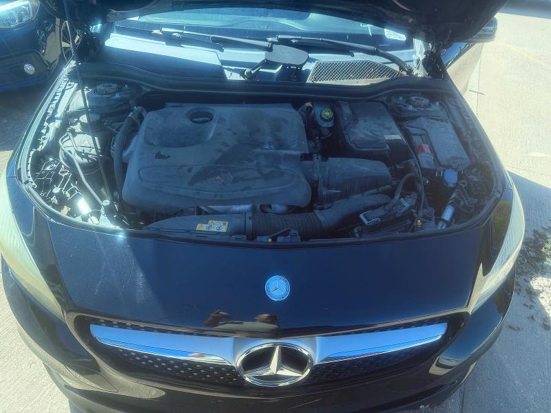 71323326 :رقم المزاد ، WDDSJ4EB7FN162216 vin ، 2015 Mercedes-benz Cla مزاد بيع