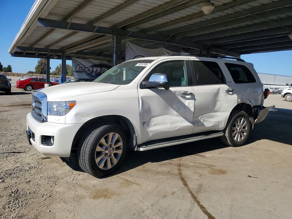 71015746 :رقم المزاد ، 5TDDY5G11HS154649 vin ، 2017 Toyota Sequoia مزاد بيع