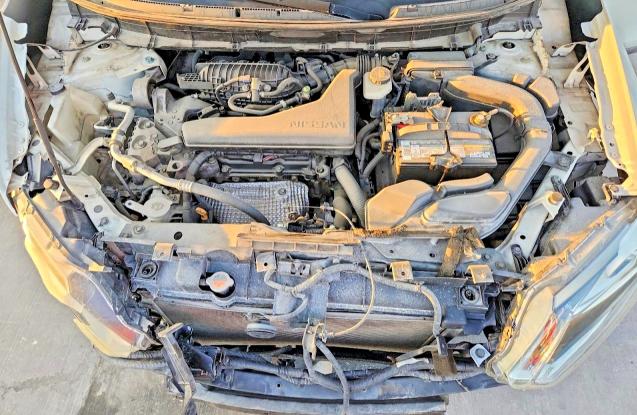 2015 Nissan Rogue მანქანა იყიდება აუქციონზე, vin: 5N1AT2MT8FC806330, აუქციონის ნომერი: 70652406