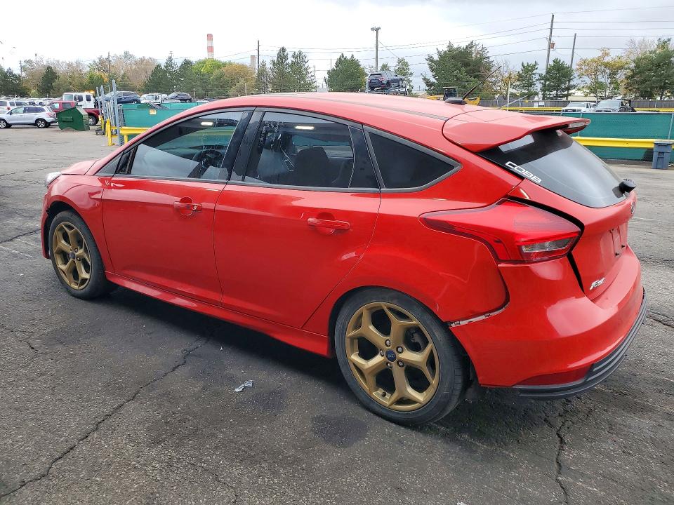 72375736 :رقم المزاد ، 1FADP3L94HL229855 vin ، 2017 Ford Focus مزاد بيع