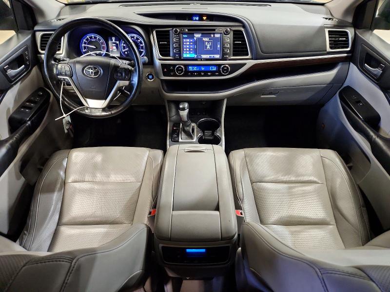 72881716 :رقم المزاد ، 5TDDKRFH8FS073216 vin ، 2015 Toyota Highlander مزاد بيع