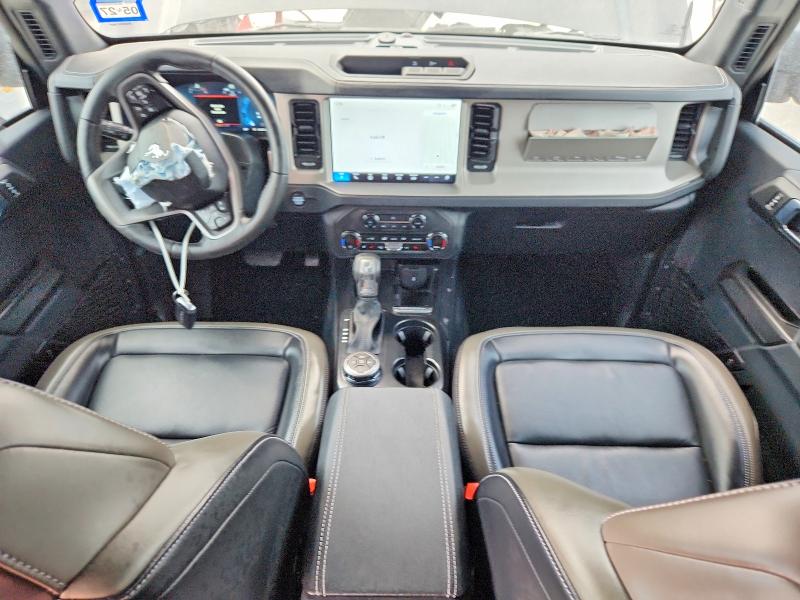 Продаж на аукціоні авто 2025 Ford Bronco, vin: 1FMDE8BH1SLA75033, номер лоту: 69774166