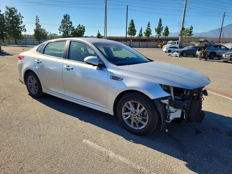 72436486 :رقم المزاد ، 5XXGT4L35LG415773 vin ، 2020 Kia Optima مزاد بيع