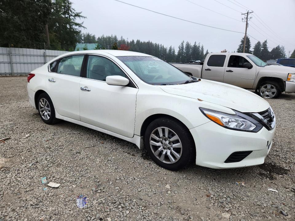 Продажа на аукционе авто 2016 Nissan Altima, vin: 1N4AL3AP7GC285819, номер лота: 72183136