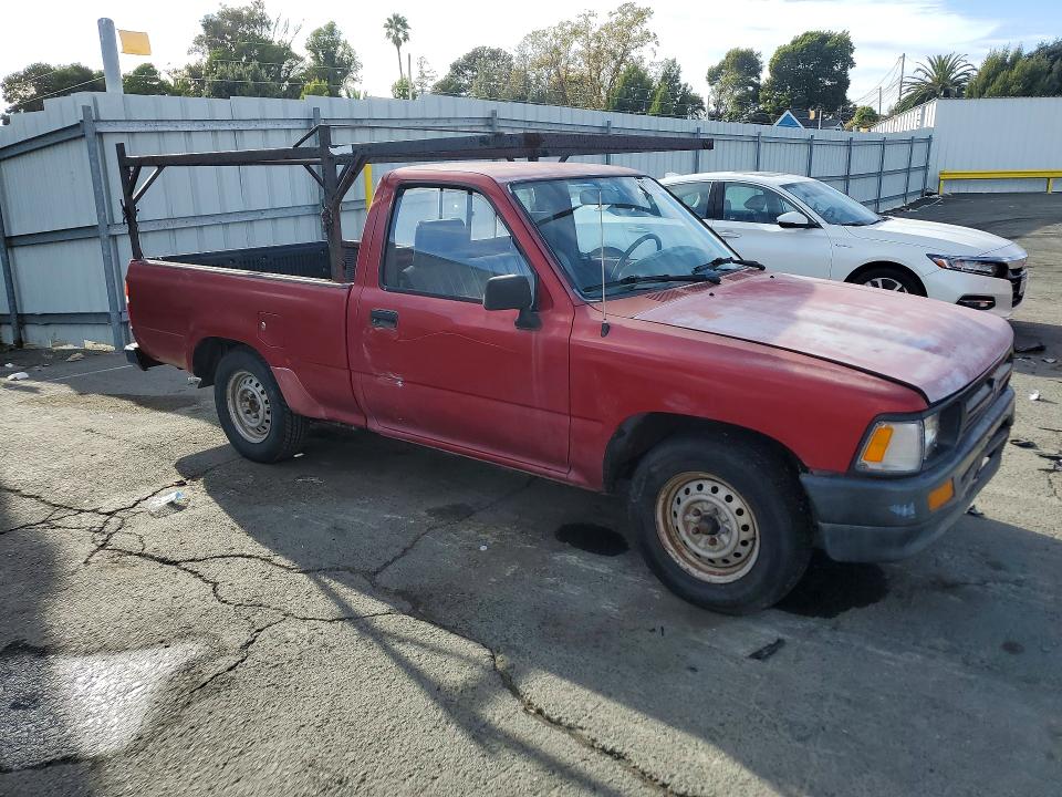 71637046 :رقم المزاد ، 4TARN81A2NZ022529 vin ، 1992 Toyota Pickup مزاد بيع