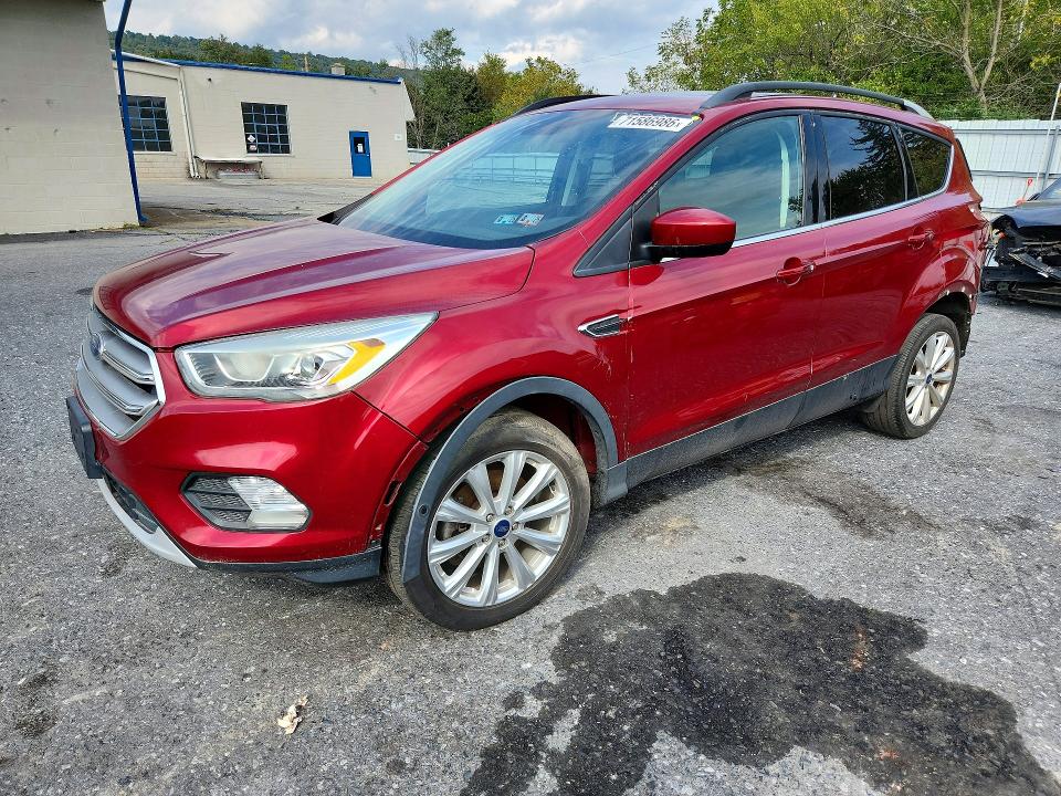 2019 Ford Escape მანქანა იყიდება აუქციონზე, vin: 1FMCU9HD5KUB23300, აუქციონის ნომერი: 71586986