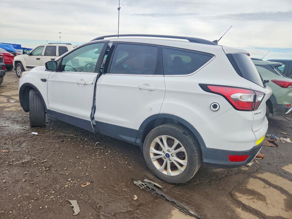 Продаж на аукціоні авто 2018 Ford Escape, vin: 1FMCU9HD5JUD23639, номер лоту: 70326456