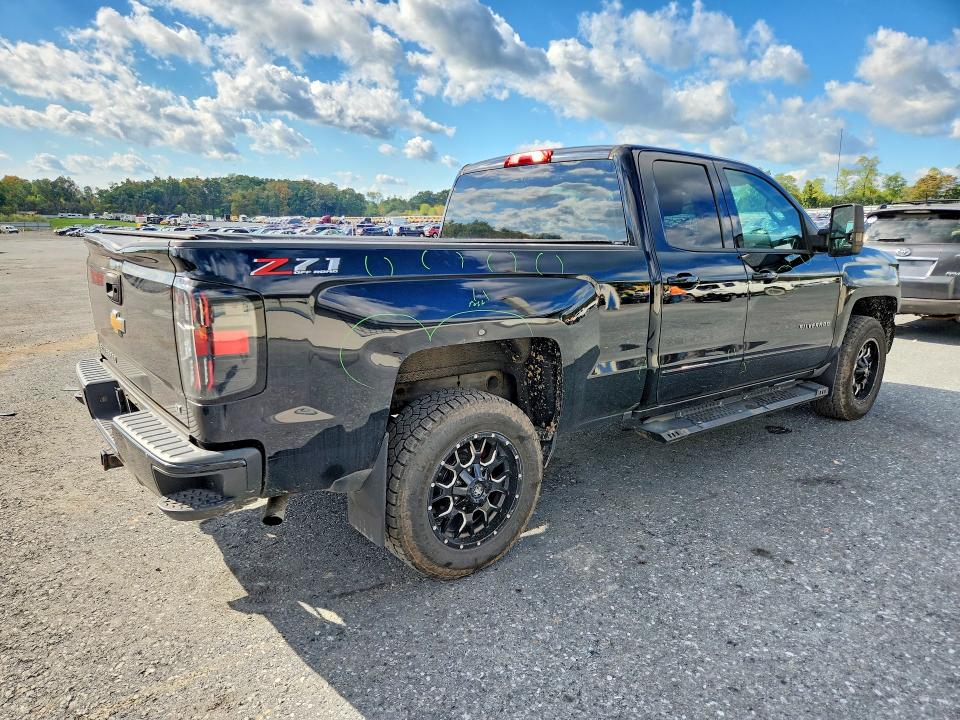 71423916 :رقم المزاد ، 1GCVKREC5JZ132031 vin ، 2018 Chevrolet Silverado مزاد بيع