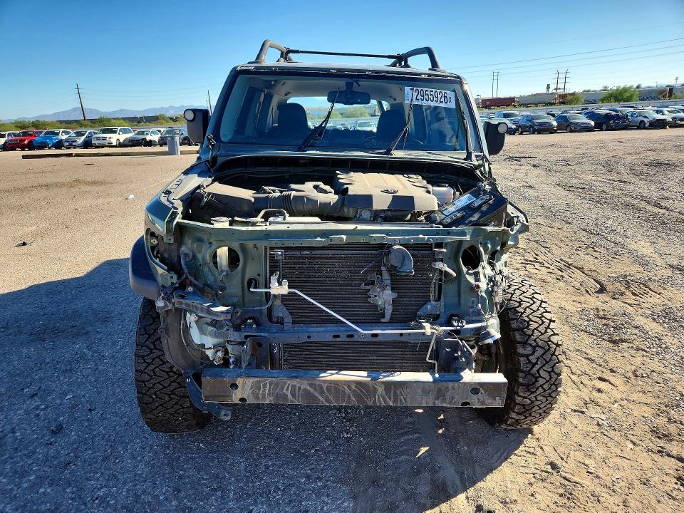 2011 Toyota Fj Cruiser მანქანა იყიდება აუქციონზე, vin: JTEBU4BF3BK115331, აუქციონის ნომერი: 72955926