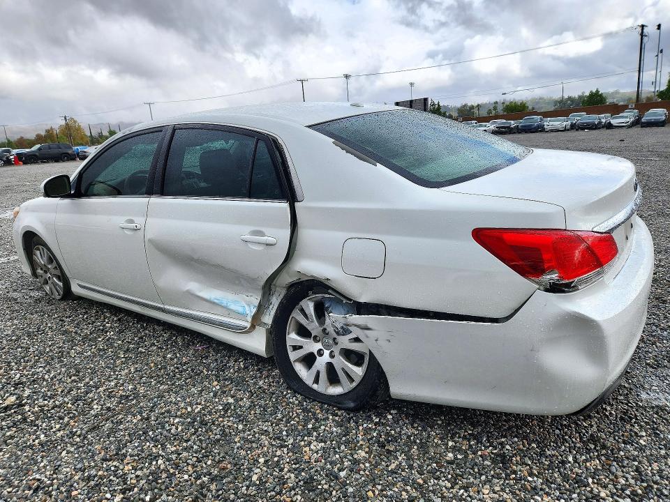2011 Toyota Avalon მანქანა იყიდება აუქციონზე, vin: 4T1BK3DB6BU418778, აუქციონის ნომერი: 72998516