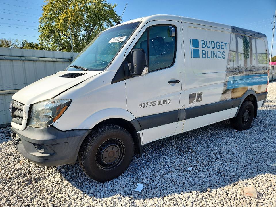 2016 Mercedes-benz Sprinter მანქანა იყიდება აუქციონზე, vin: WD3PE7DD0GP245463, აუქციონის ნომერი: 71420066