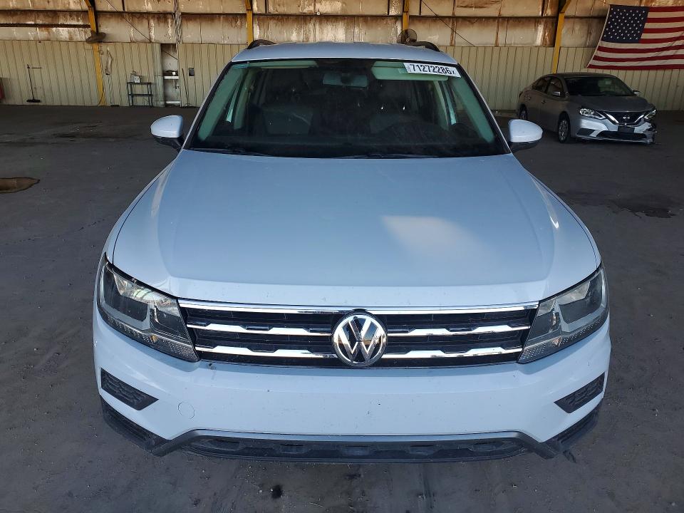 Продажа на аукционе авто 2018 Volkswagen Tiguan, vin: 3VV3B7AX3JM214251, номер лота: 71272286
