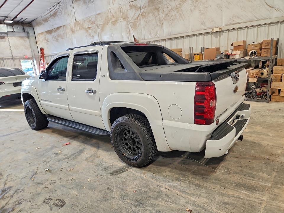 71695836 :رقم المزاد ، 3GNFK12358G170581 vin ، 2008 Chevrolet Avalanche مزاد بيع