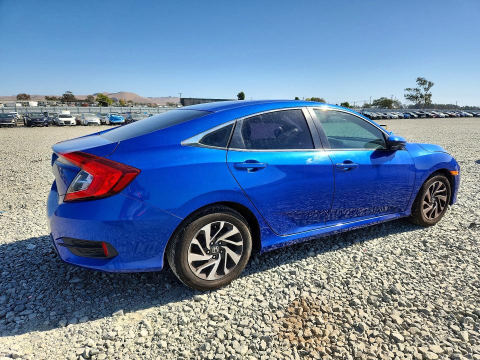 2016 Honda Civic მანქანა იყიდება აუქციონზე, vin: 19XFC2F70GE244475, აუქციონის ნომერი: 72845526