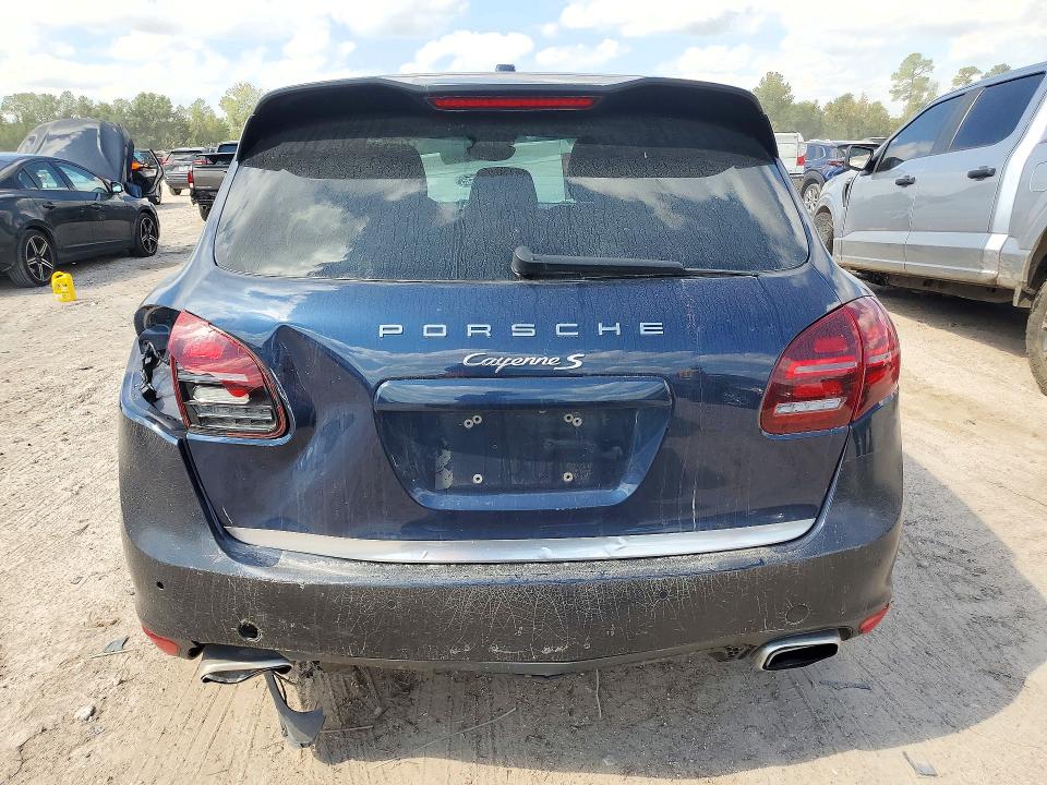 Продаж на аукціоні авто 2011 Porsche Cayenne, vin: WP1AB2A2XBLA53816, номер лоту: 71536186
