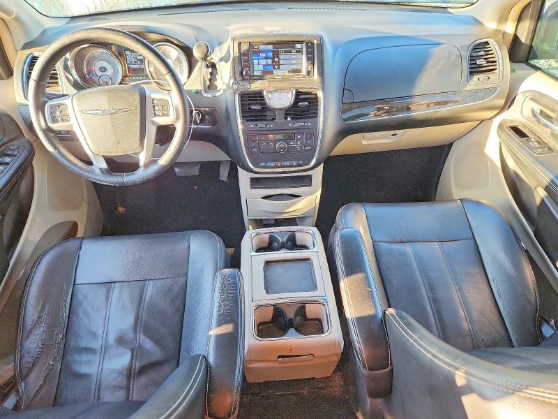 71932156 :رقم المزاد ، 2C4RC1BG2ER236239 vin ، 2014 Chrysler Town & Country مزاد بيع