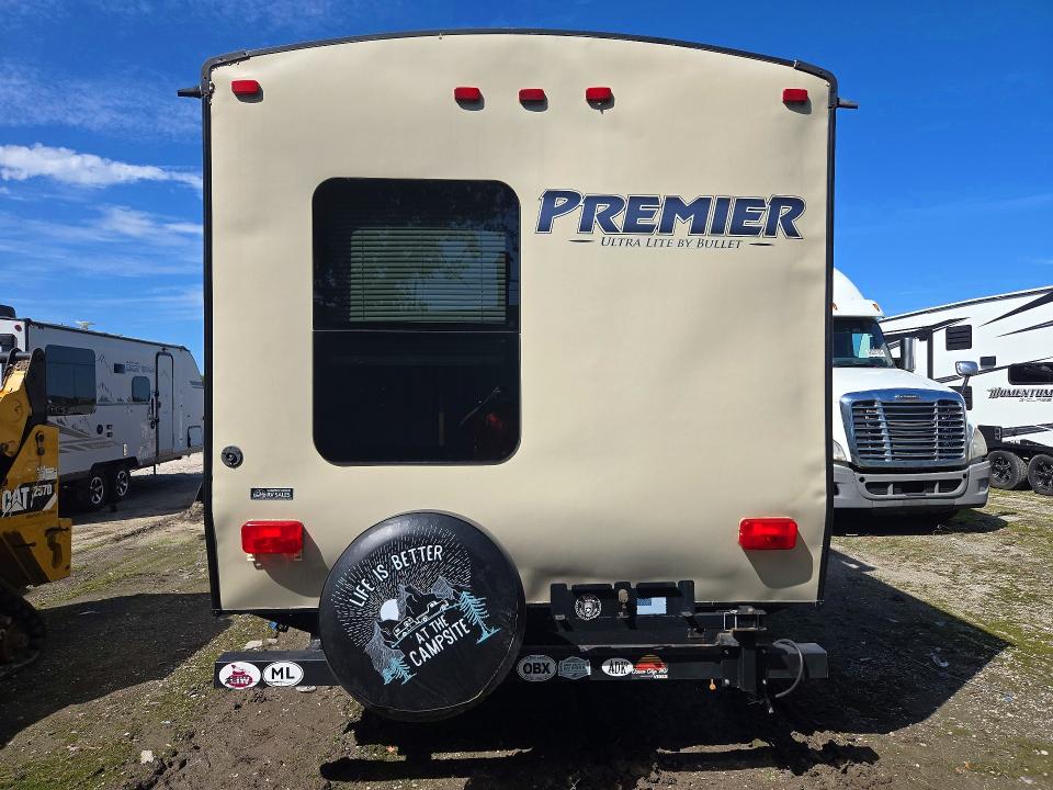 2015 Keystone Bullet Premier მანქანა იყიდება აუქციონზე, vin: 4YDT34B28FD424468, აუქციონის ნომერი: 72869366