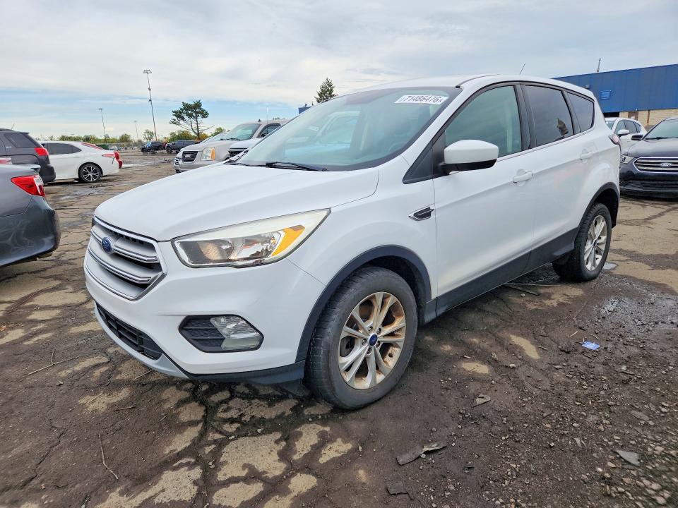 Продаж на аукціоні авто 2017 Ford Escape, vin: 1FMCU0GD2HUB51450, номер лоту: 71486476