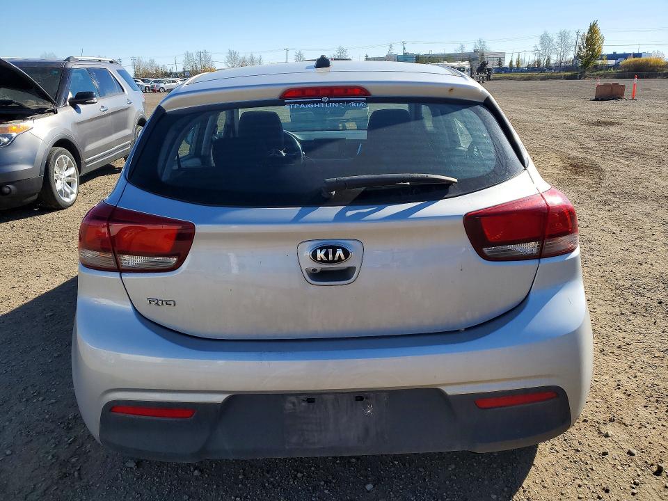 Продажа на аукционе авто 2018 Kia Rio, vin: 3KPA25AB7JE137957, номер лота: 72676556