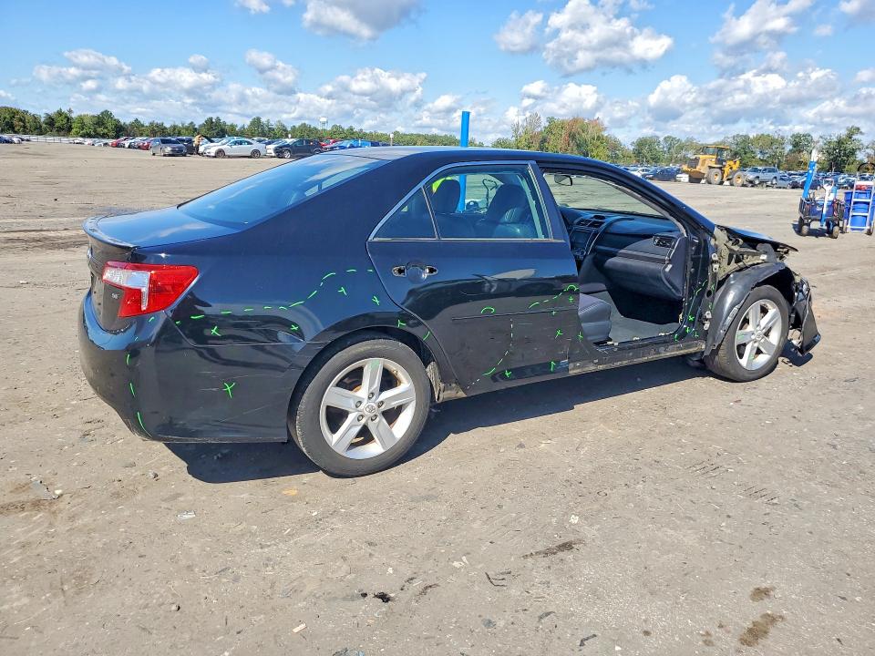 71550766 :رقم المزاد ، 4T1BF1FK7DU216704 vin ، 2013 Toyota Camry مزاد بيع