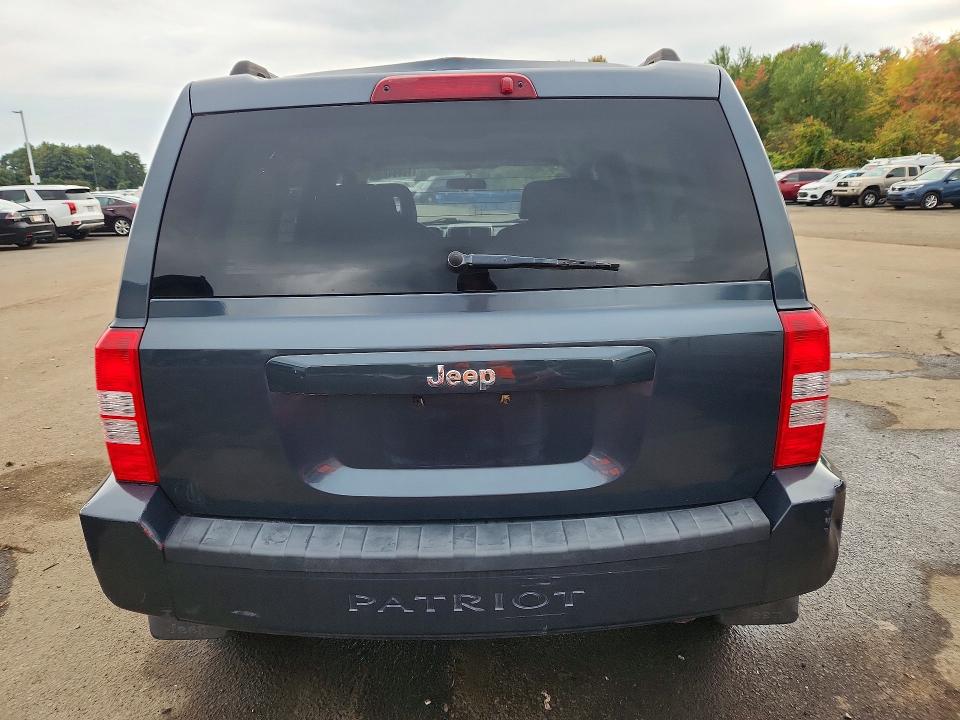 2008 Jeep Patriot მანქანა იყიდება აუქციონზე, vin: 1J8FT28WX8D721848, აუქციონის ნომერი: 70894856