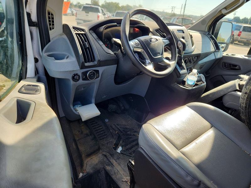 69621756 :رقم المزاد ، 1FTYR1YM2GKB24033 vin ، 2016 Ford Transit مزاد بيع
