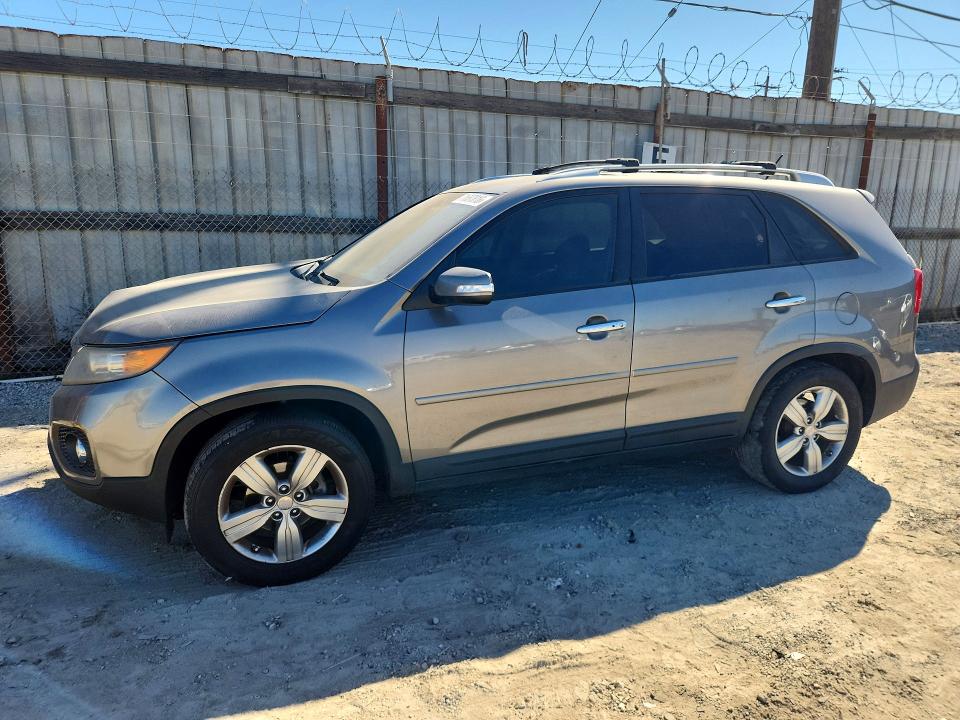2012 Kia Sorento მანქანა იყიდება აუქციონზე, vin: 5XYKU3A67CG208960, აუქციონის ნომერი: 71687816