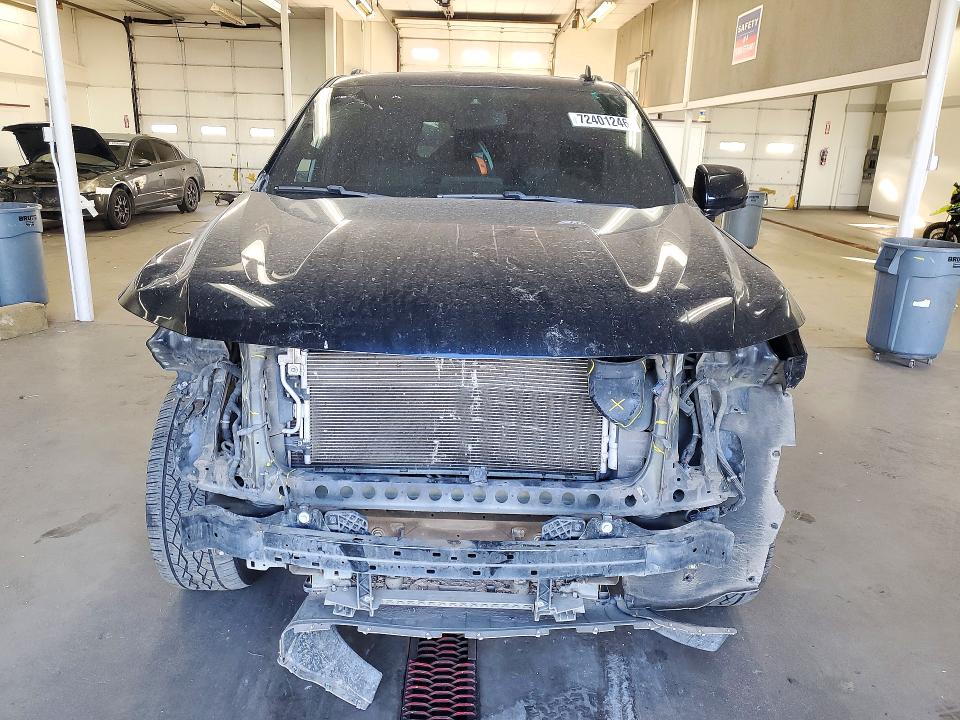 Продажа на аукционе авто 2022 Chevrolet Tahoe, vin: 1GNSKRKD9NR209769, номер лота: 72401246