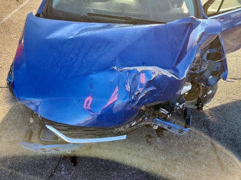 71367136 :رقم المزاد ، 1G1BH5SE4J7239950 vin ، 2018 Chevrolet Cruze مزاد بيع