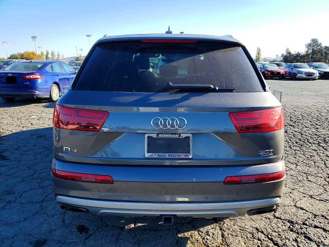 Продажа на аукционе авто 2018 Audi Q7, vin: WA1LAAF74JD050490, номер лота: 72175496