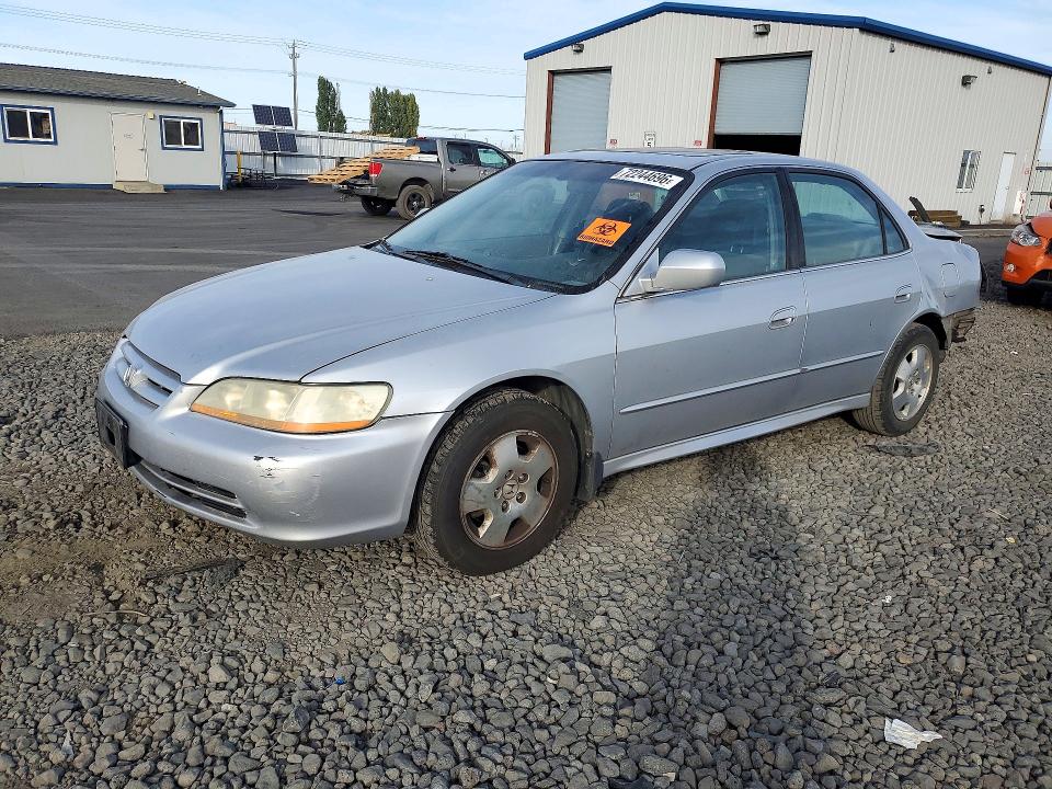 2002 Honda Accord მანქანა იყიდება აუქციონზე, vin: 1HGCG16502A079864, აუქციონის ნომერი: 72244696