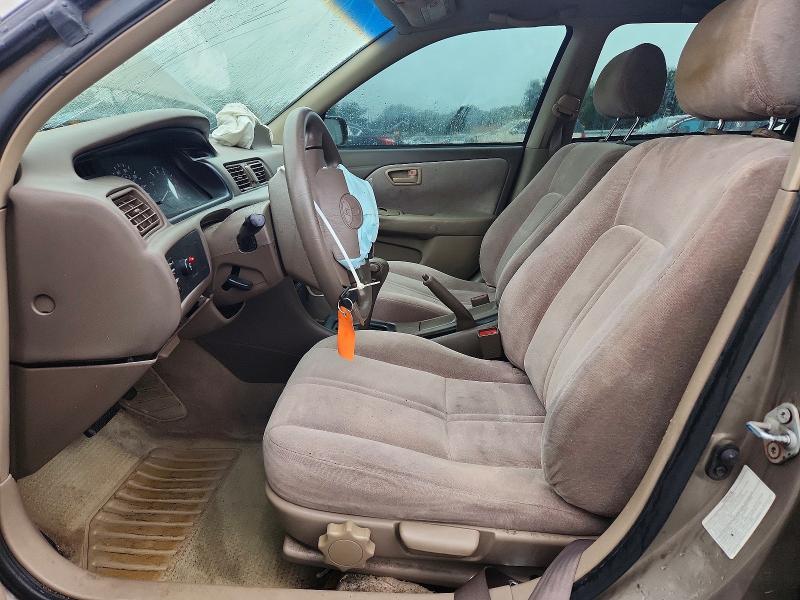 71768816 :رقم المزاد ، 4T1BG22K9XU511722 vin ، 1999 Toyota Camry مزاد بيع