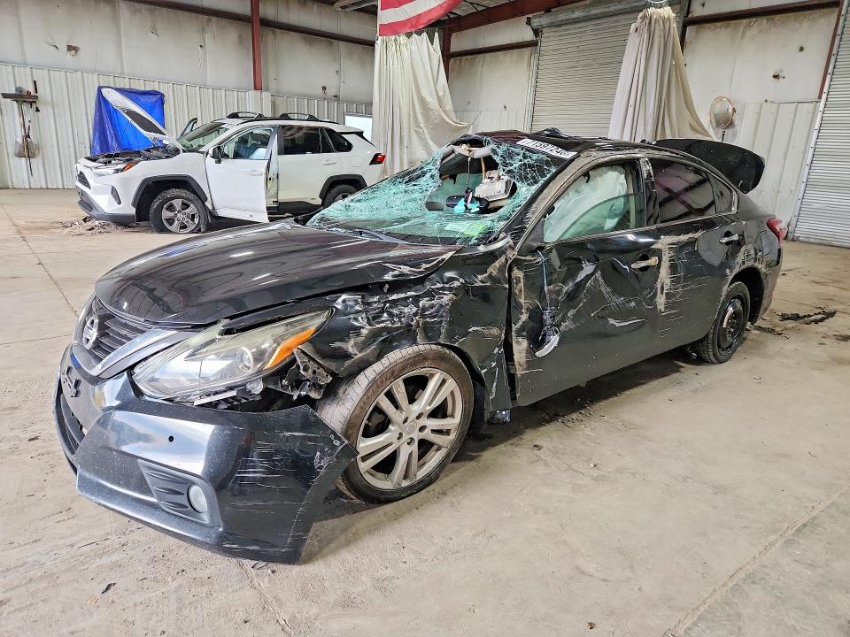 71597246 :رقم المزاد ، 1N4BL3AP2HC112862 vin ، 2017 Nissan Altima مزاد بيع