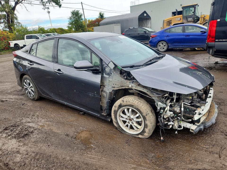 Продаж на аукціоні авто 2020 Toyota Prius Prime, vin: JTDKARFP6L3155640, номер лоту: 70861266
